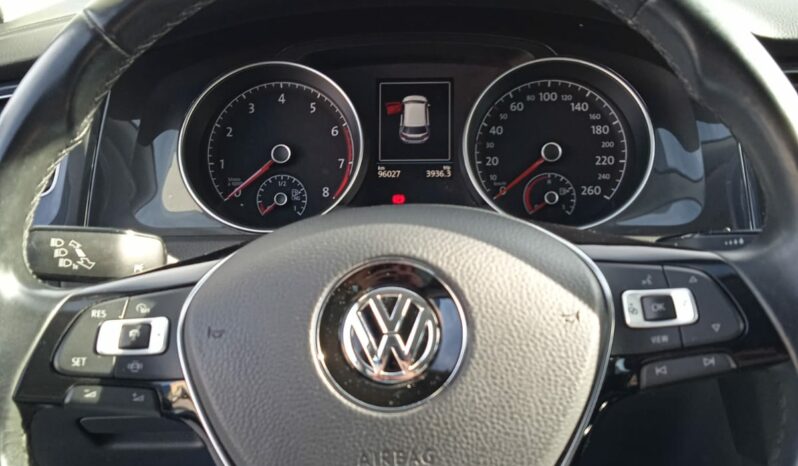 
 Volkswagen Golf 5p 1.5 tgi Business 130cv dsg full									