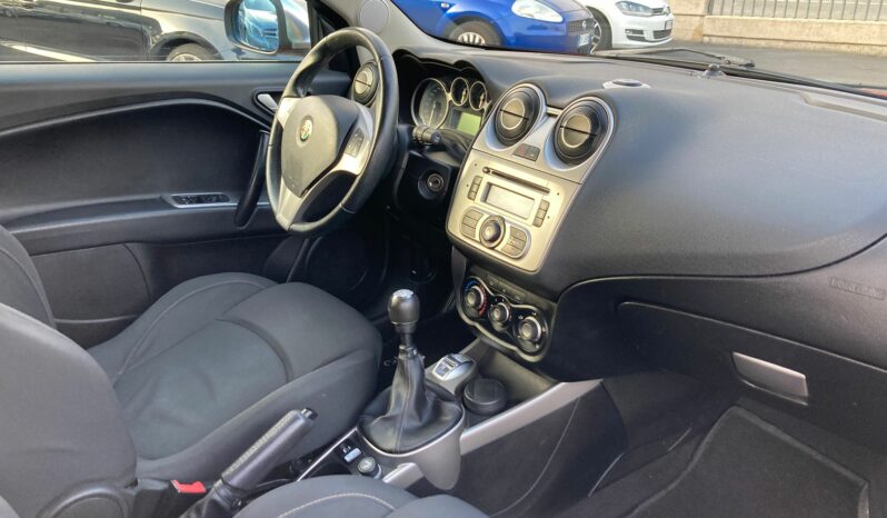 
 Alfa Romeo MiTo 0.9 t. t.air Distinctive Sp.Pack s full									