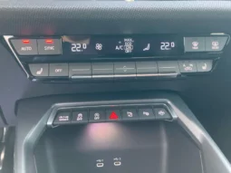 
 Audi A3 Sportback 35 2.0 tdi S line edition s-tronic full									