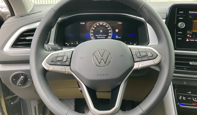
 Volkswagen T-Roc 2.0 tdi Edition Plus 115cv full									