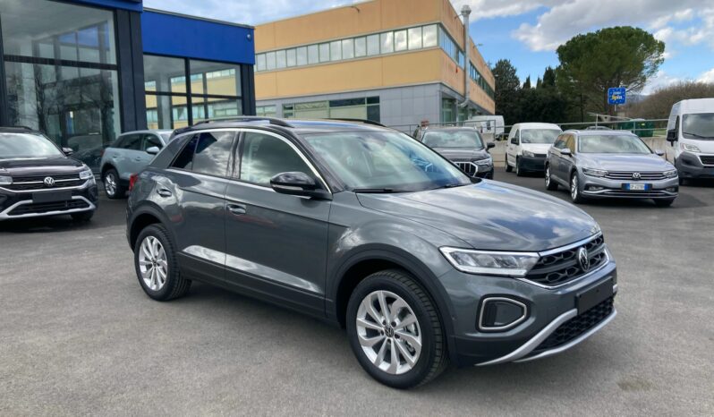 
 Volkswagen T-Roc 2.0 tdi Edition Plus 115cv full									