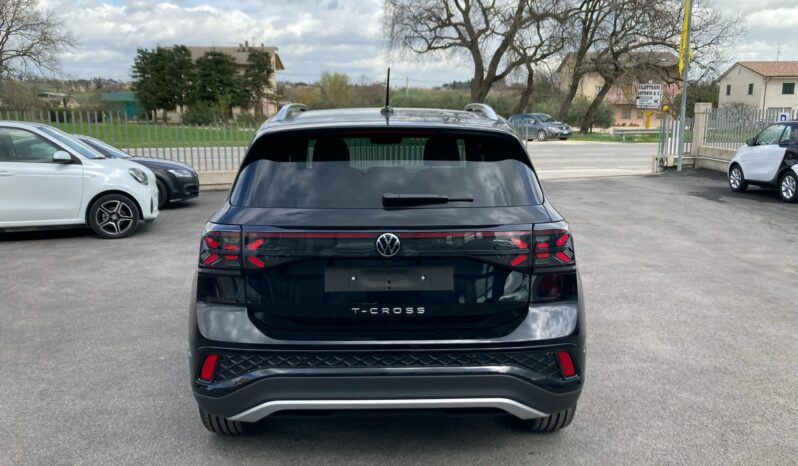 
 Volkswagen T-Cross 1.0 tsi R-Line Plus 115cv full									