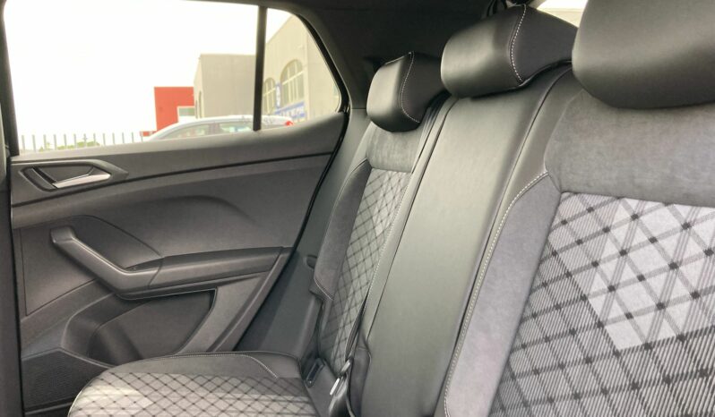 
 Volkswagen T-Cross 1.0 tsi R-Line Plus 115cv full									