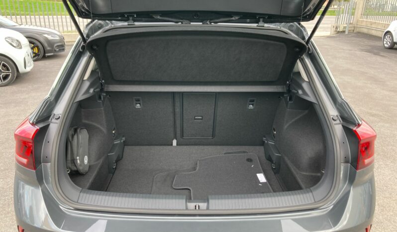 
 Volkswagen T-Roc 2.0 tdi Edition Plus 115cv full									