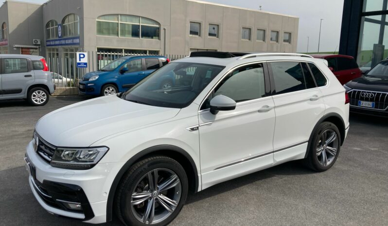 
 Volkswagen Tiguan 2.0 tdi Advanced R-Line Exterior 4motion 190cv dsg full									