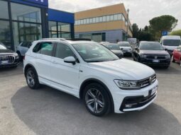 
 Volkswagen Tiguan 2.0 tdi Advanced R-Line Exterior 4motion 190cv dsg full									