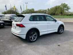 
 Volkswagen Tiguan 2.0 tdi Advanced R-Line Exterior 4motion 190cv dsg full									