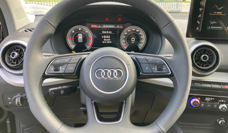 
 Audi Q2 30 2.0 tdi S line edition full									