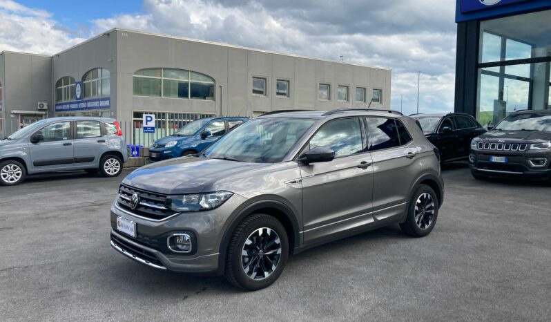 
 Volkswagen T-Cross 1.0 tsi Sport 110cv full									