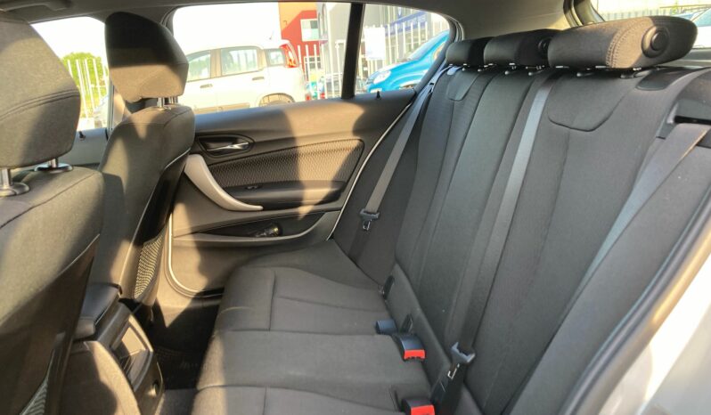 
 BMW 116 d Advantage 5p full									