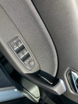 
 Renault Captur 1.0 tce Techno Gpl 100cv full									
