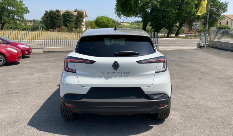 
 Renault Captur 1.0 tce Techno Gpl 100cv full									