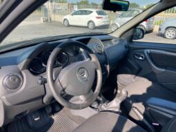 
 Dacia Duster 1.6 Laureate Gpl 4×2 105cv full									