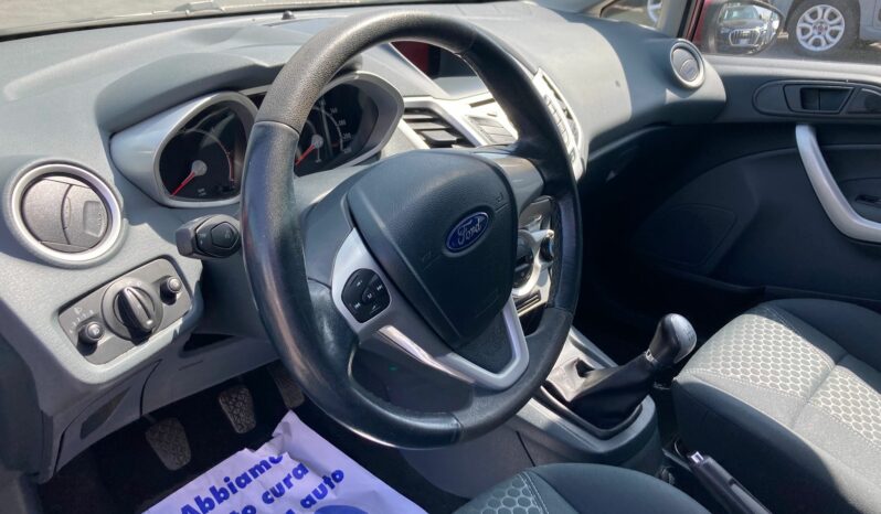 
 Ford Fiesta 5p 1.4 tdci Titanium full									