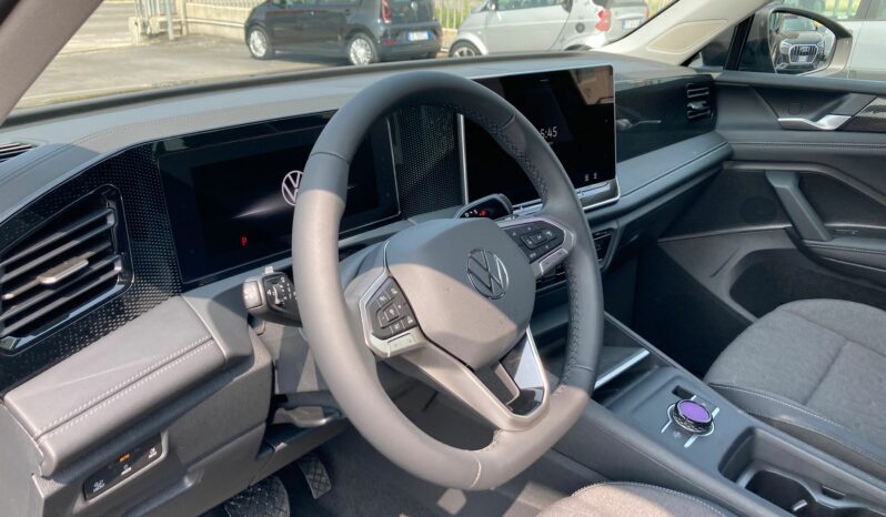 
 Volkswagen Tiguan 2.0 tdi Life 150cv dsg full									