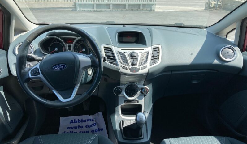 
 Ford Fiesta 5p 1.4 tdci Titanium full									