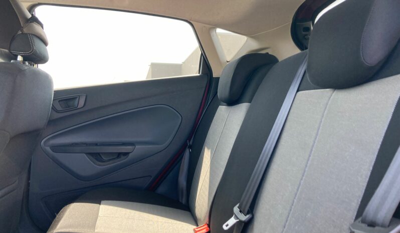 
 Ford Fiesta 5p 1.4 tdci Titanium full									