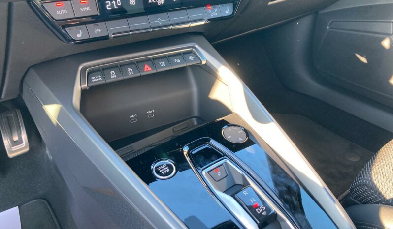 
 Audi A3 Sportback 2.0 tdi S line edition 150cv s-tronic full									