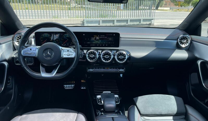 
 Mercedes-Benz CLA 200 Coupe d Premium auto full									