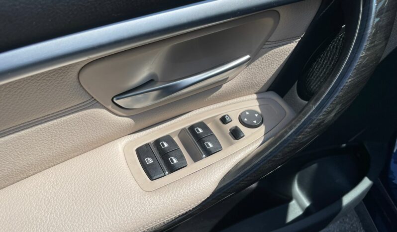 
 BMW 320 d Touring xdrive Luxury auto full									