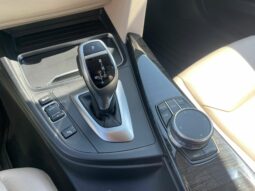 
 BMW 320 d Touring xdrive Luxury auto full									