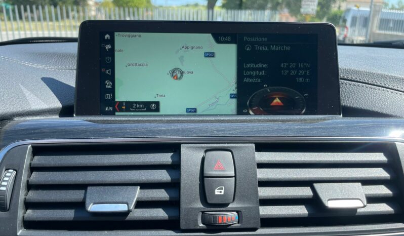
 BMW 320 d Touring xdrive Luxury auto full									