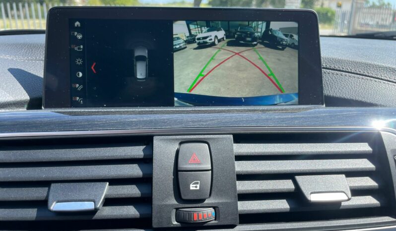 
 BMW 320 d Touring xdrive Luxury auto full									