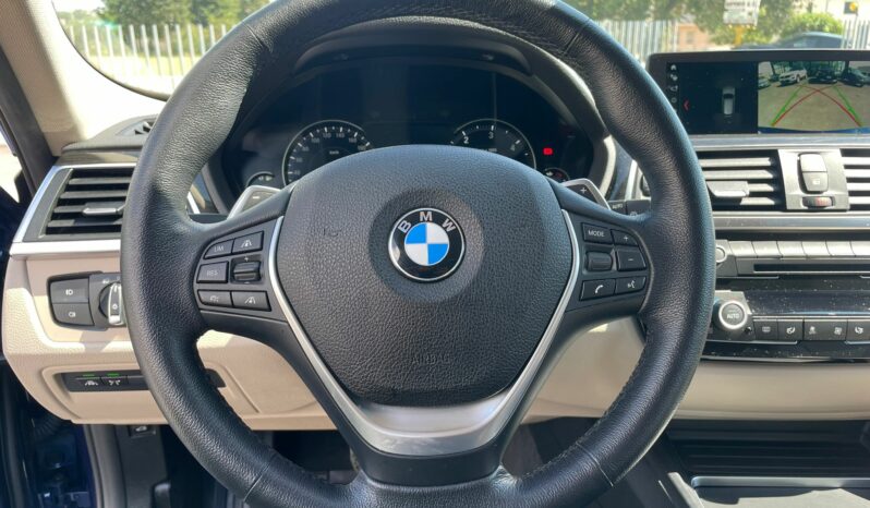 
 BMW 320 d Touring xdrive Luxury auto full									