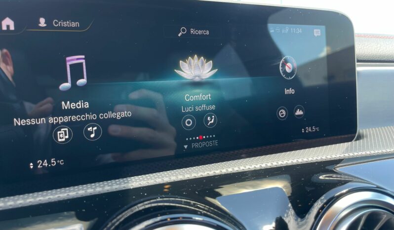 
 Mercedes-Benz CLA 200 Coupe d Premium auto full									