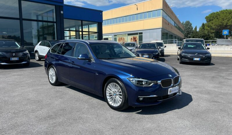 
 BMW 320 d Touring xdrive Luxury auto full									