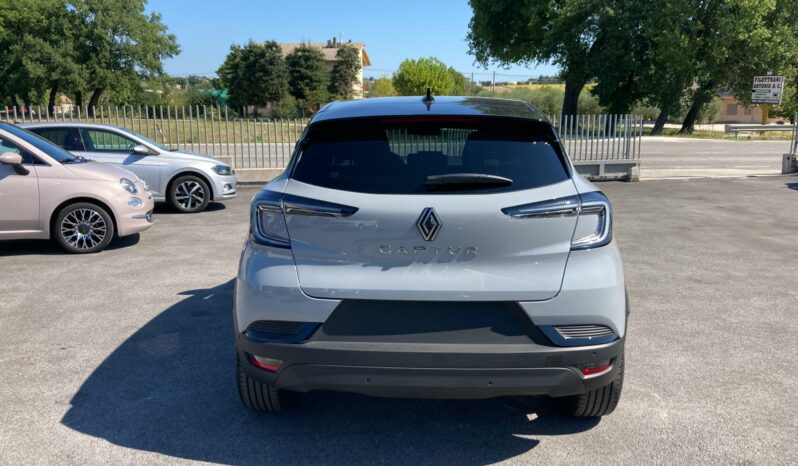 
 Renault Captur 1.0 tce Techno Gpl 100cv full									