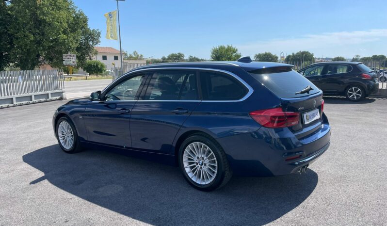 
 BMW 320 d Touring xdrive Luxury auto full									