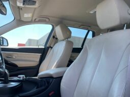
 BMW 320 d Touring xdrive Luxury auto full									
