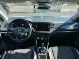 
 Volkswagen T-Roc 1.6 tdi Advanced full									
