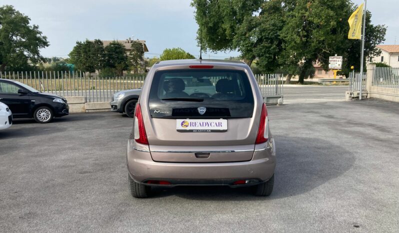 
 Lancia MUSA 1.3 mjt Oro 90cv full									