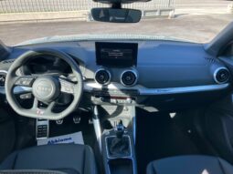 
 Audi Q2 30 2.0 tdi Identity Black full									