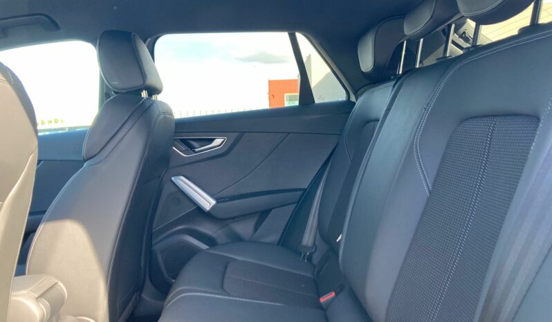 
 Audi Q2 30 2.0 tdi Identity Black full									