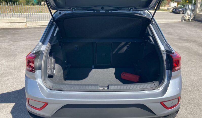 
 Volkswagen T-Roc 2.0 tdi Edition Plus 115cv full									