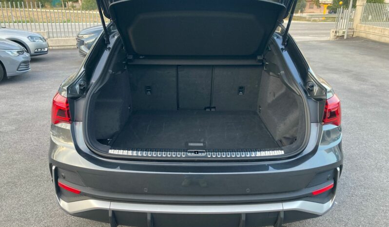 
 Audi Q3 Sportback 35 2.0 tdi S line edition s-tronic full									