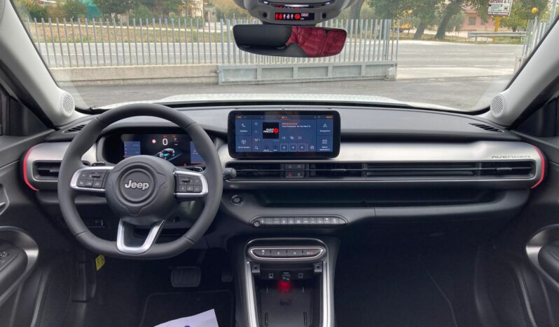 
 Jeep Avenger 1.2 turbo e-hybrid mhev Summit fwd 110cv edct6 full									