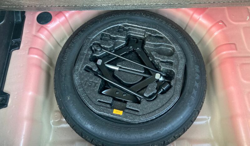 
 Kia Stonic 1.2 dpi Style s/Design Pack 84cv full									