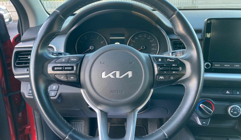 
 Kia Stonic 1.2 dpi Style s/Design Pack 84cv full									