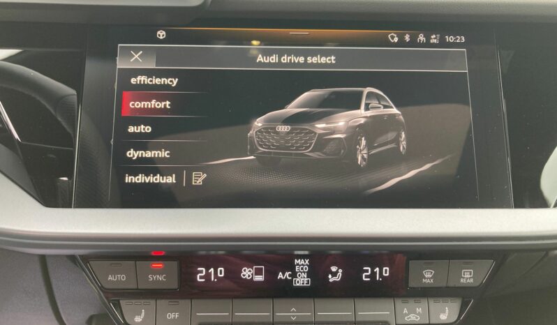 
 Audi A3 Sportback 35 2.0 tdi S line Edition s-tronic full									