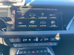 
 Audi A3 Sportback 1.5 tfsi mhev S line edition s-tronic full									