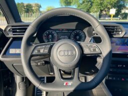 
 Audi A3 Sportback 1.5 tfsi mhev S line edition s-tronic full									