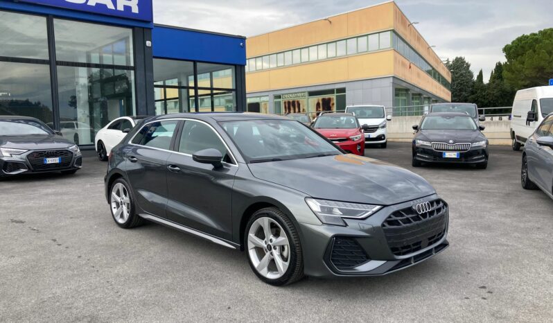 
 Audi A3 Sportback 35 2.0 tdi S line Edition s-tronic full									