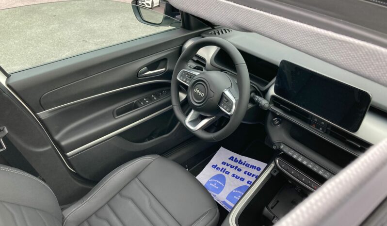 
 Jeep Avenger 1.2 turbo e-hybrid mhev Summit fwd 110cv edct6 full									