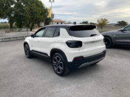 
 Jeep Avenger 1.2 turbo e-hybrid mhev Summit fwd 110cv edct6 full									