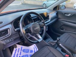 
 Kia Stonic 1.2 dpi Style s/Design Pack 84cv full									