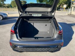
 Audi A3 Sportback 1.5 tfsi mhev S line edition s-tronic full									